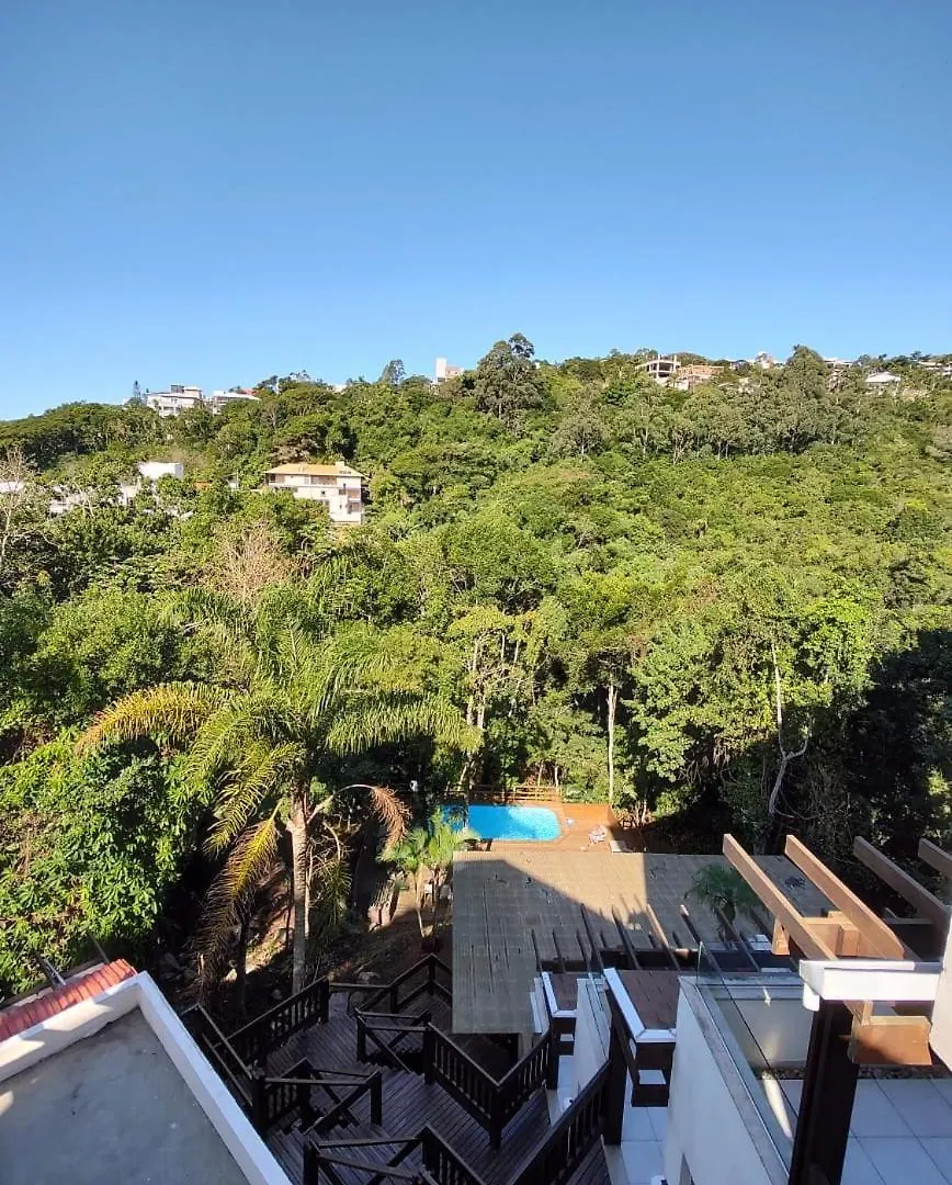 Inn Bombinhas Guest House