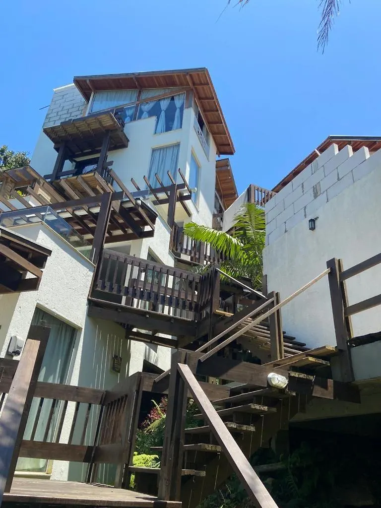 Bombinhas Guest House 3*,  Brasil