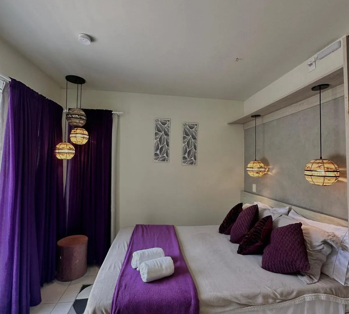 Inn Bombinhas Guest House