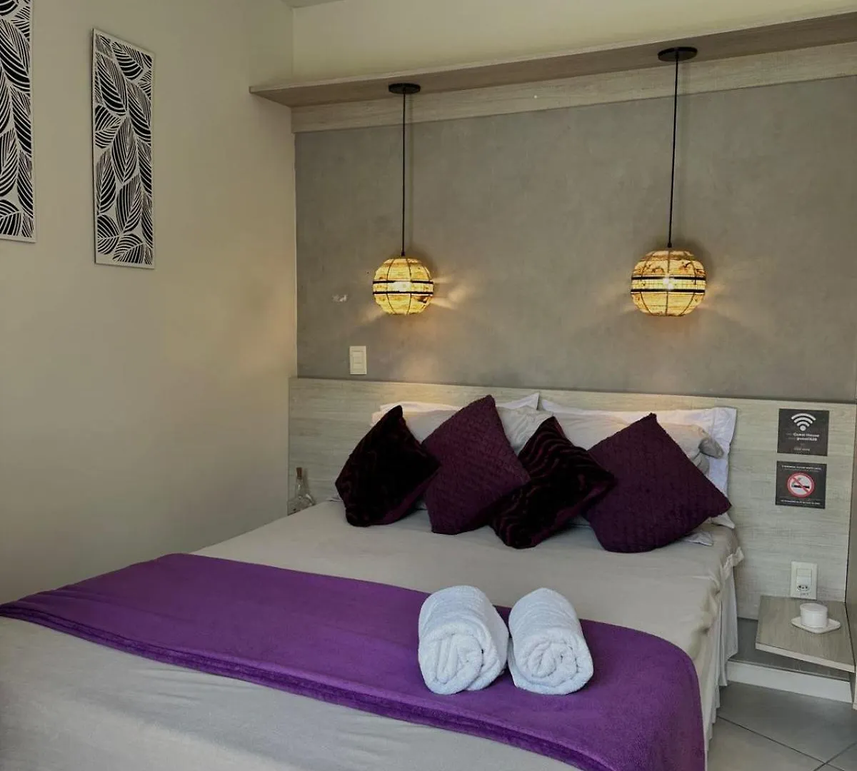 Bombinhas Guest House 3*,  Brasile