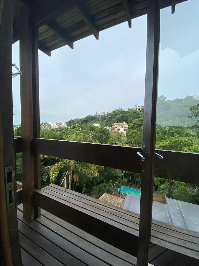 Bombinhas Guest House